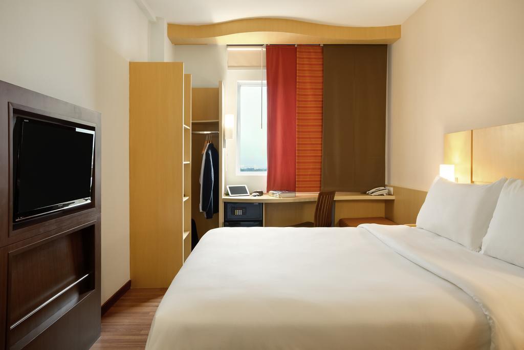 Ibis Chesterfield North - Barlborough Exterior photo